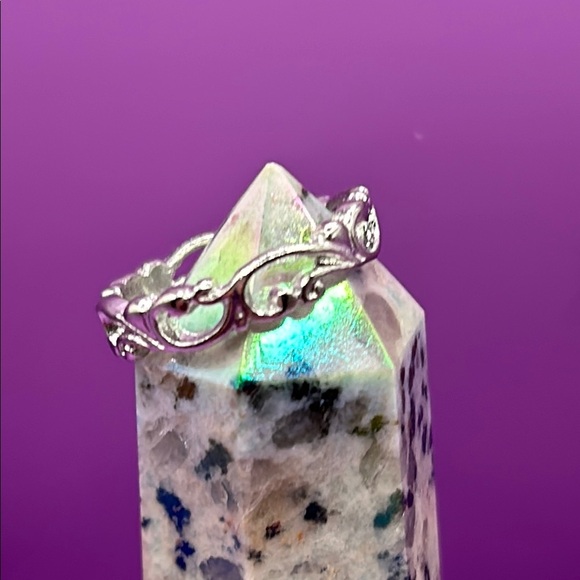 #4. Exclusively Fancy Silver Beach Waves Band Ring NWT - Picture 3 of 5